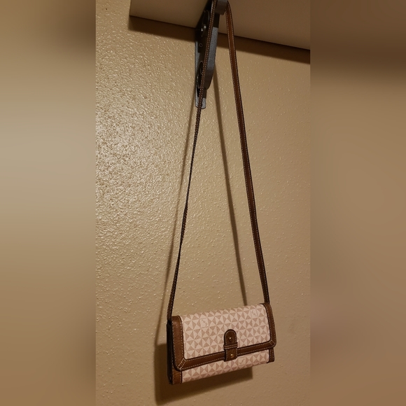 b.o.c crossbody wallet - Picture 1 of 10